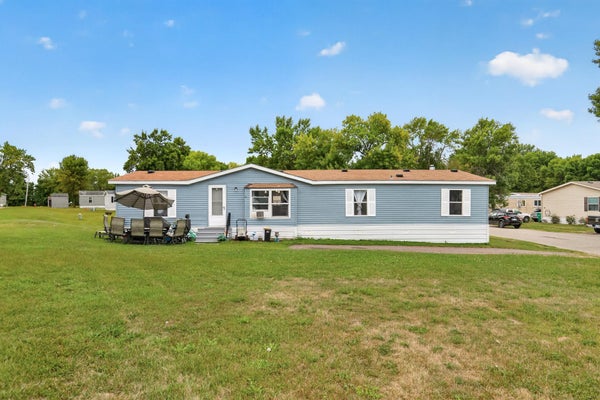 400 CENTER AVE S TRLR 80, MONTROSE, MN 55363 - Image a4da14fe2cbd4f8f554c1aaef323ae7f/4130922941