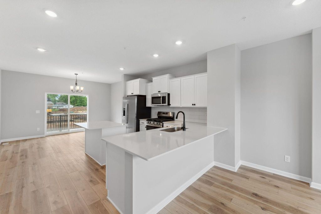 Photo of 1523 Traverse Lane, West Saint Paul, MN 55118 (MLS # 7005496)