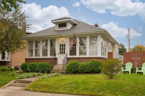 Photo of 925 Otto Avenue, Saint Paul, MN 55102 (MLS # 6806139)