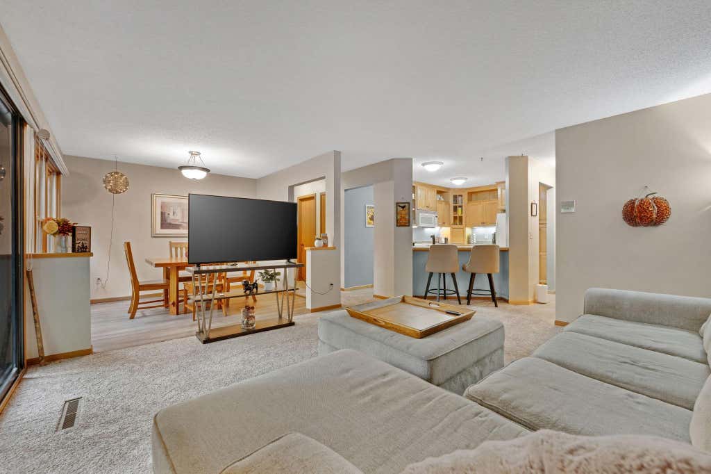 Photo of 15805 26th Avenue N #B, Plymouth, MN 55447 (MLS # 7098380)