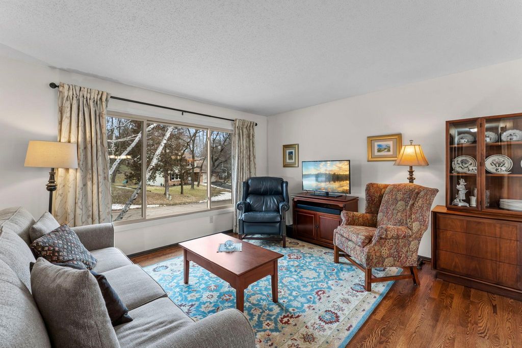 Photo of 11515 51st Avenue N, Plymouth, MN 55442 (MLS # 7023889)