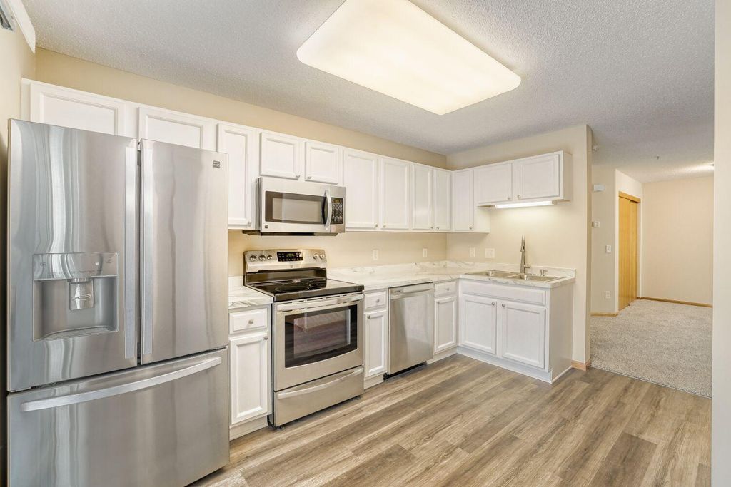 Photo of 7642 Arboretum Village Place, Chanhassen, MN 55317 (MLS # 7016518)