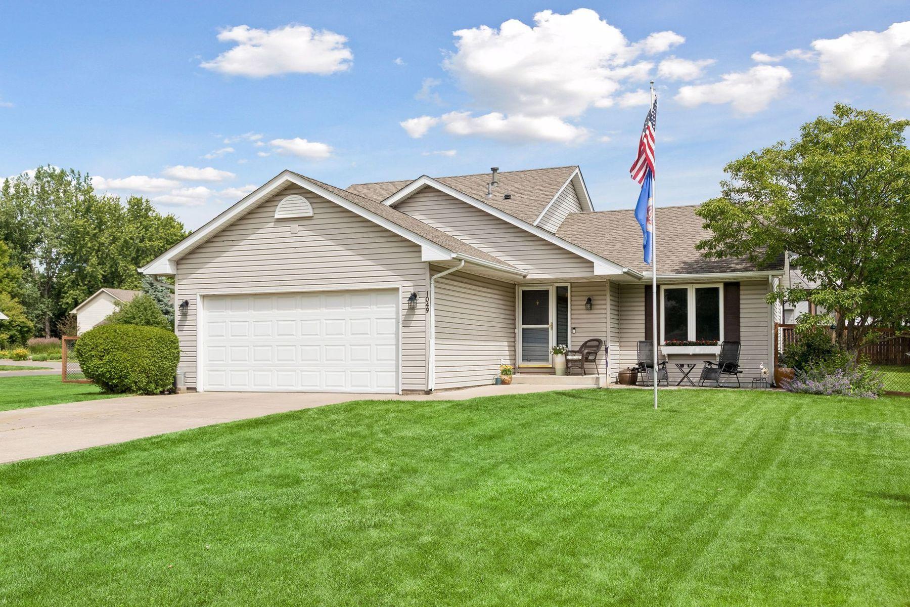 1049 Bonnieview Drive