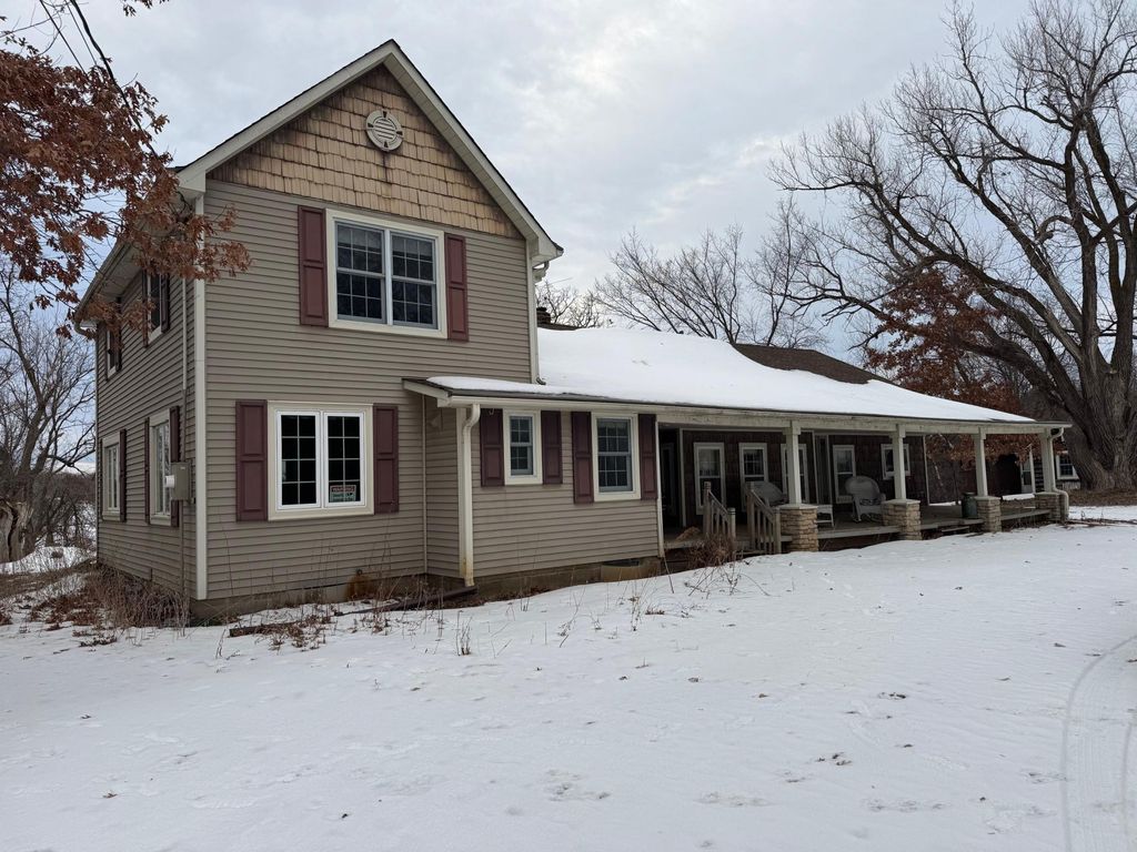 Photo of 10732 Stillwater Boulevard N, Lake Elmo, MN 55042 (MLS # 7018226)