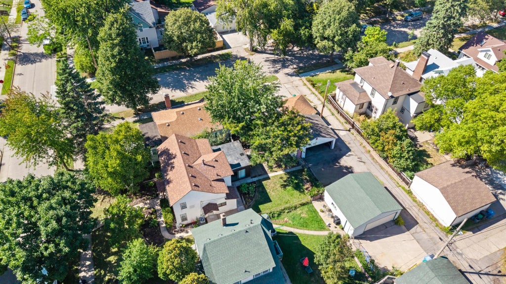 Photo of 2005 19th Avenue NE, Minneapolis, MN 55418 (MLS # 7145556)