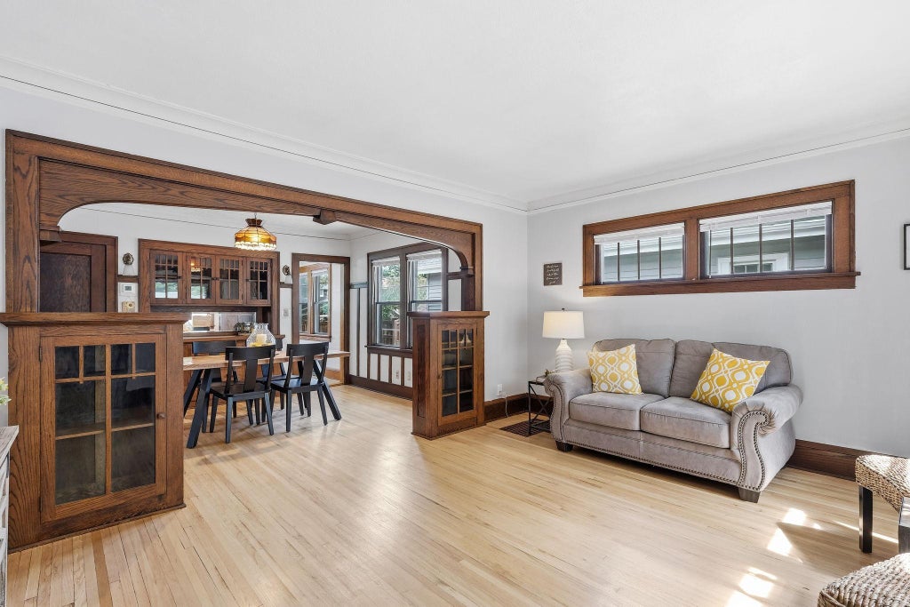 Photo of 1211 Blair Avenue, Saint Paul, MN 55104 (MLS # 7135276)