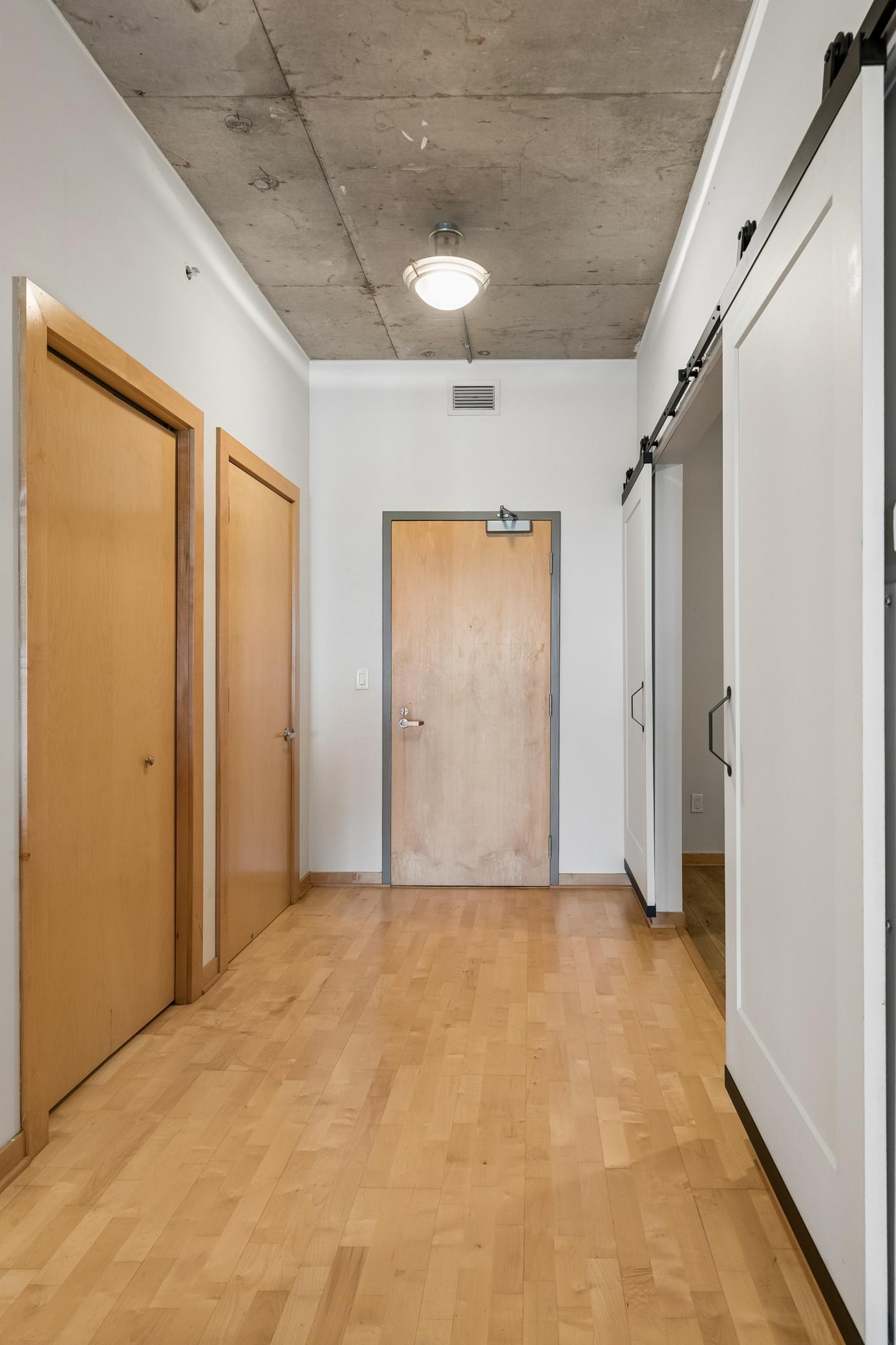 212 N 1st Street 610