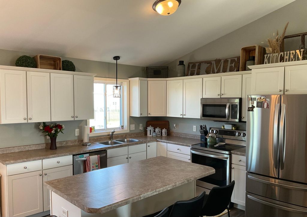 Photo of 1218 8th Avenue NW, Perham, MN 56573 (MLS # 7019540)