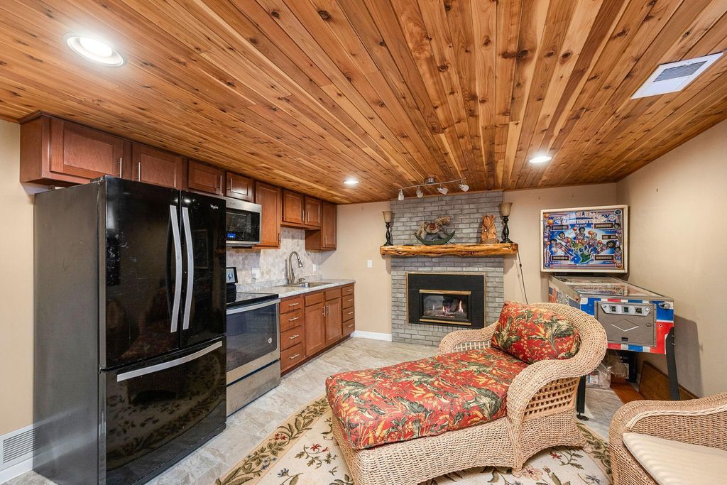 Photo of 5502 Regis Trail NE, Fridley, MN 55432 (MLS # 7035752)