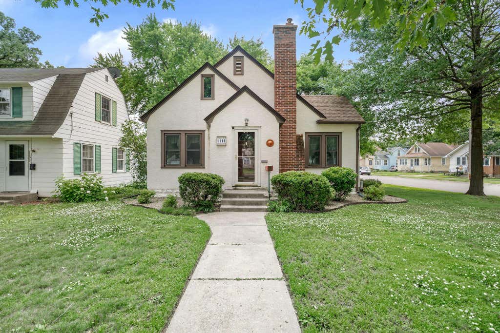 Photo of 1111 5th Avenue NW, Austin, MN 55912 (MLS # 7094260)