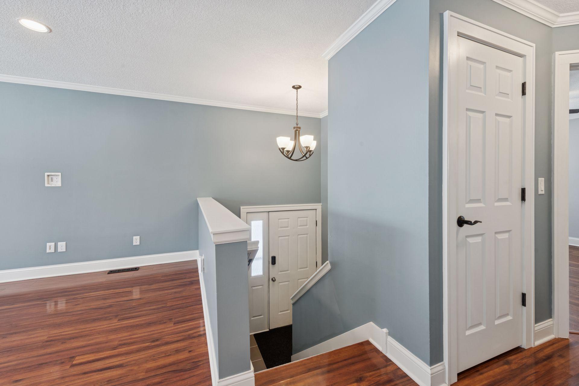 6106 Creek View Trail