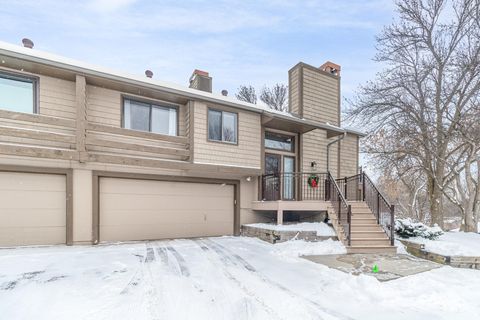 11593 Carriage Court Eden Prairie MN 55344