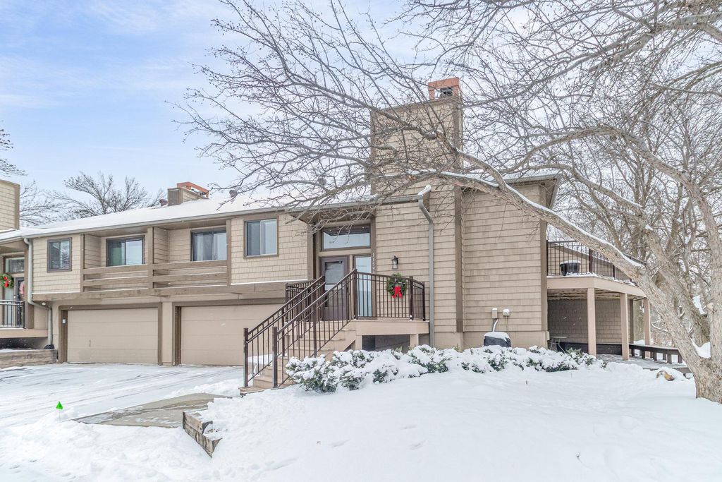 Photo of 11593 Carriage Court, Eden Prairie, MN 55344 (MLS # 6823498)