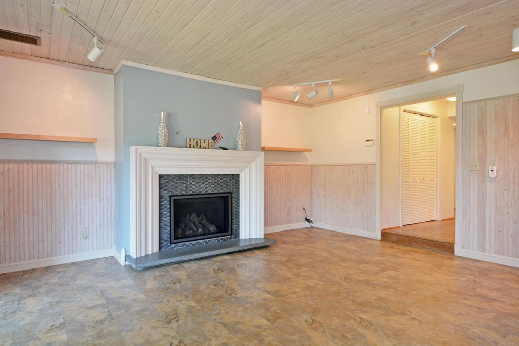Photo of 9588 County Road 5 NE, North Branch, MN 55056 (MLS # 7063179)