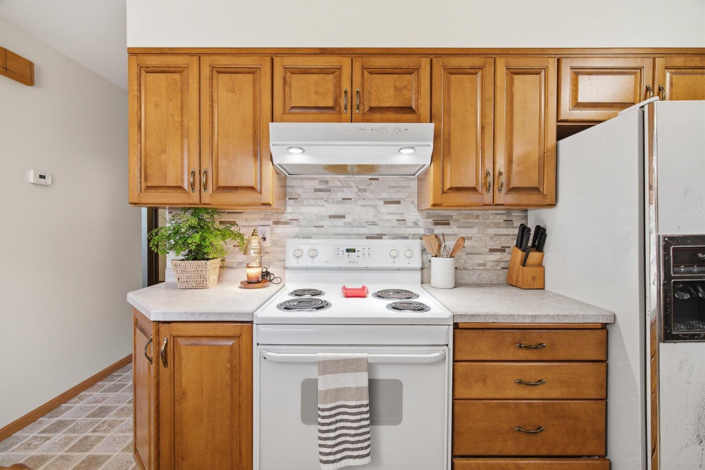 Photo of 80 10th Street SE, Wells, MN 56097 (MLS # 7163433)