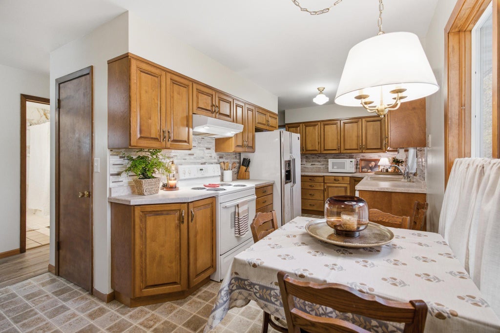 Photo of 80 10th Street SE, Wells, MN 56097 (MLS # 7163433)