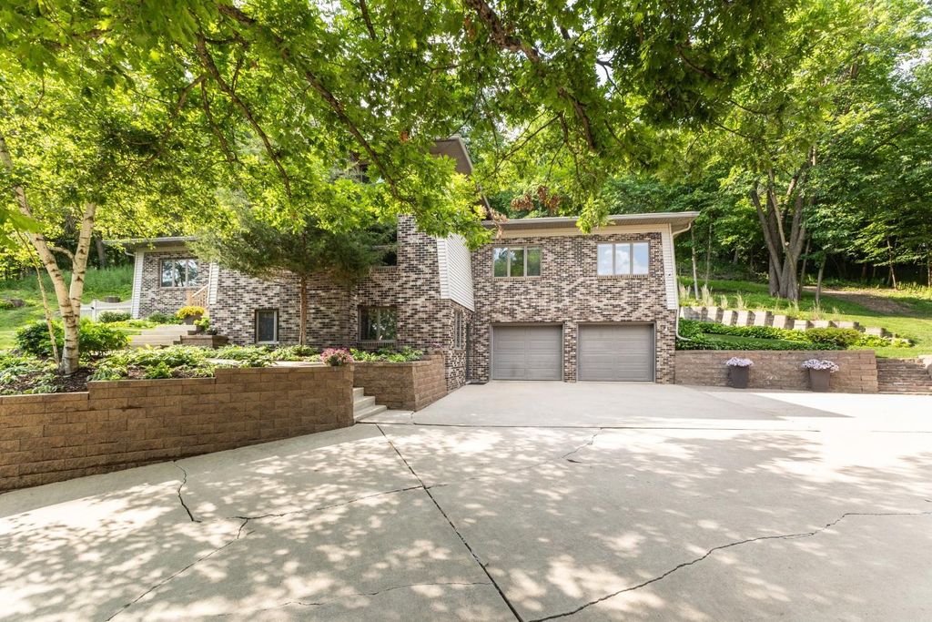 Photo of 6317 Oak Meadow Lane NW, Rochester, MN 55901 (MLS # 7024340)