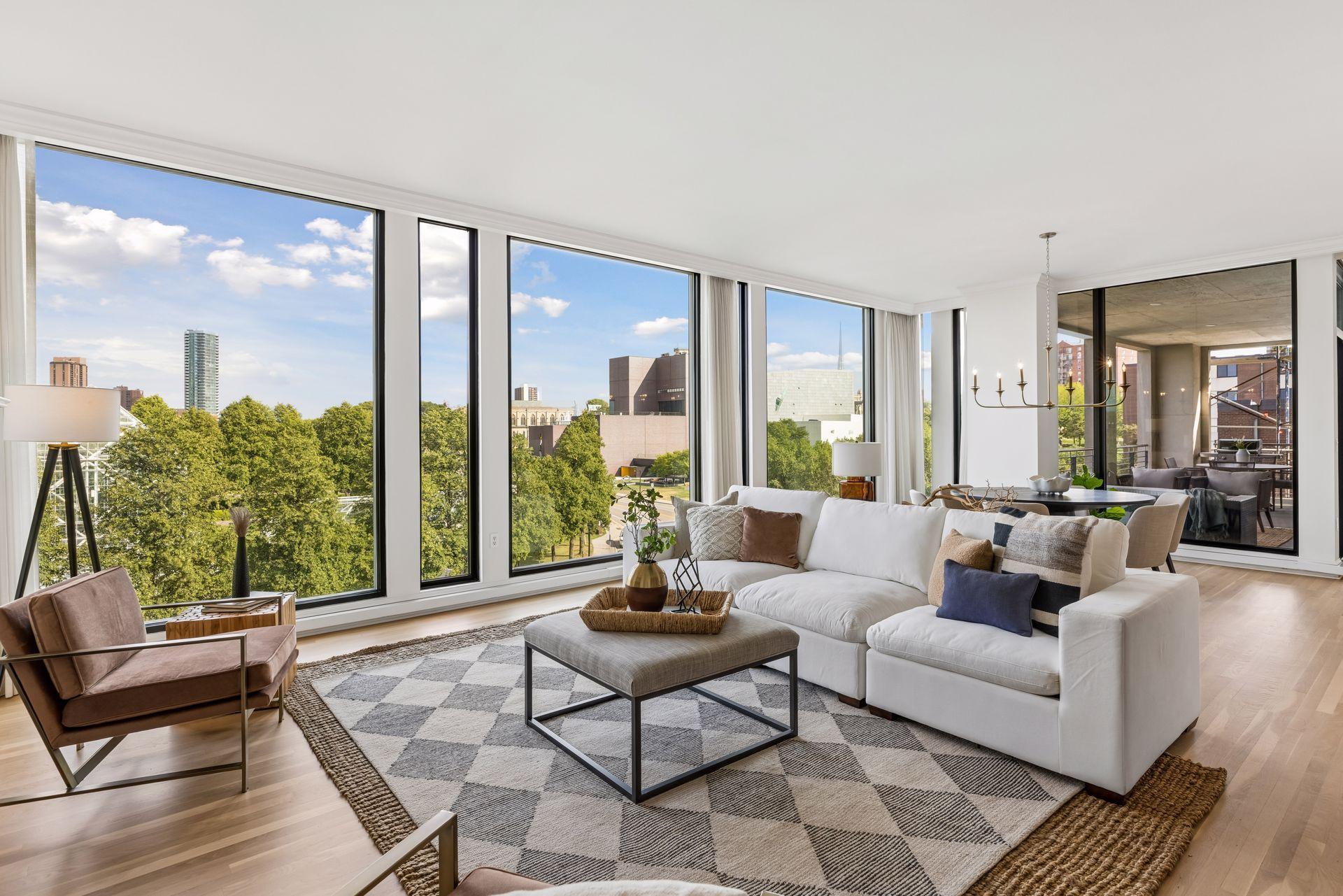 301 Kenwood Parkway 502