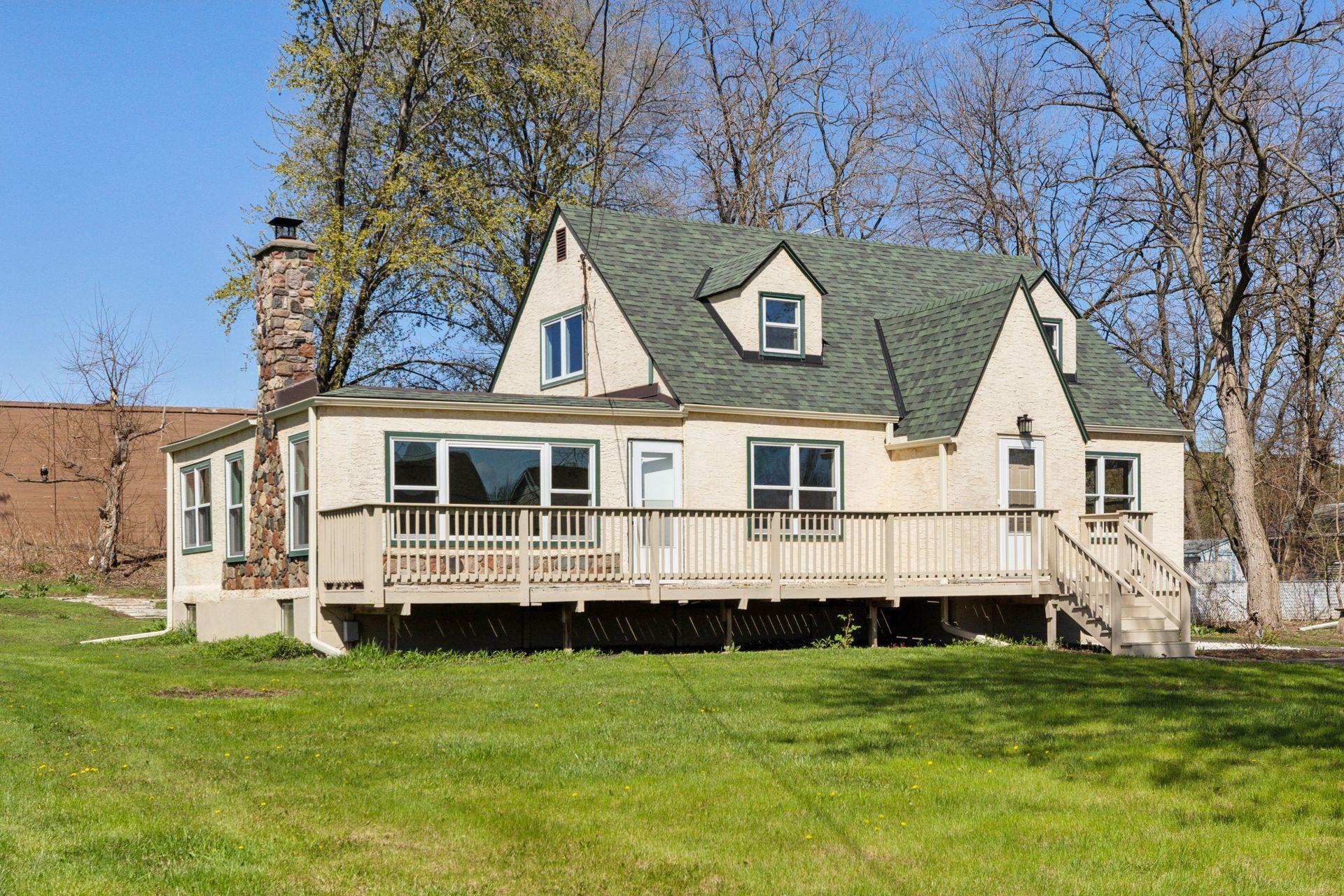 2979 Centerville Road