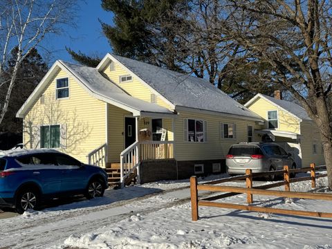 229 Main Street NW Menahga MN 56464