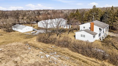 8229 132nd Street NW Annandale MN 55302