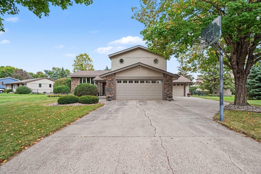 Photo of 712 Highland Drive, New Prague, MN 56071 (MLS # 7143763)