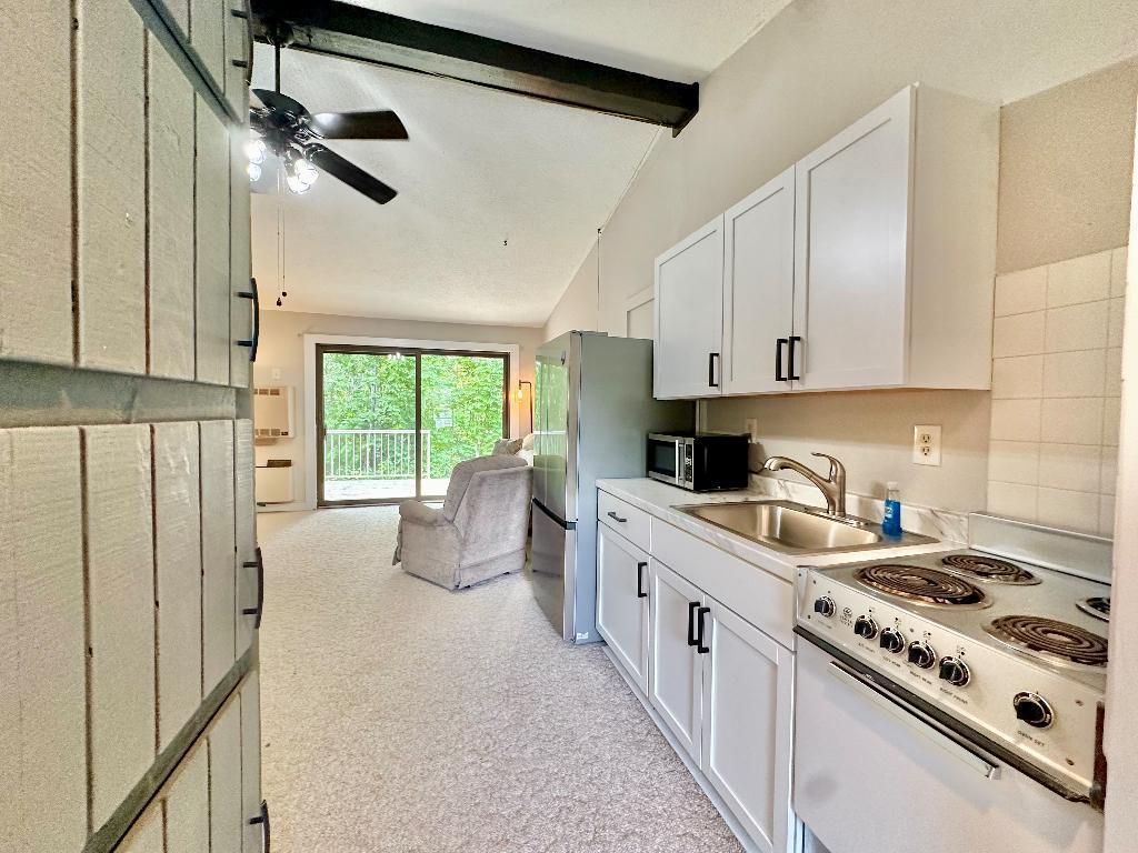 383 Quadna Mountain Road 0