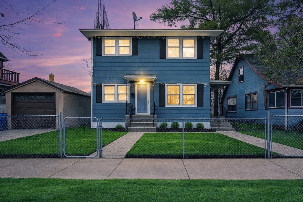 Photo of 3118 Newton Avenue N, Minneapolis, MN 55411 (MLS # 7161680)