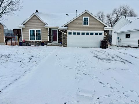 5187 Heath Avenue N Oakdale MN 55128