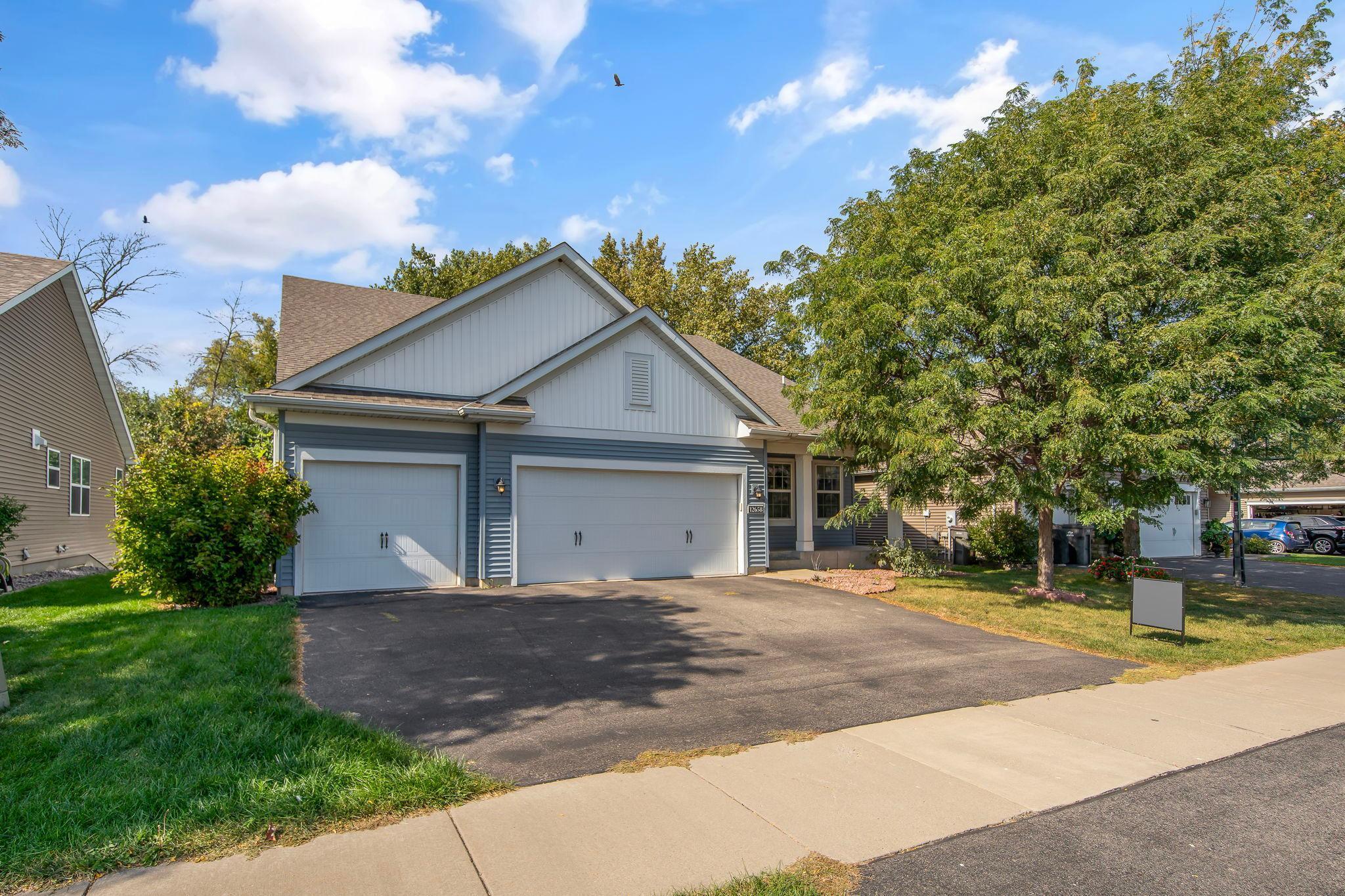 12658 Inglewood Avenue S