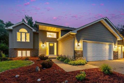 2225 Tart Lake Road Hugo MN 55038