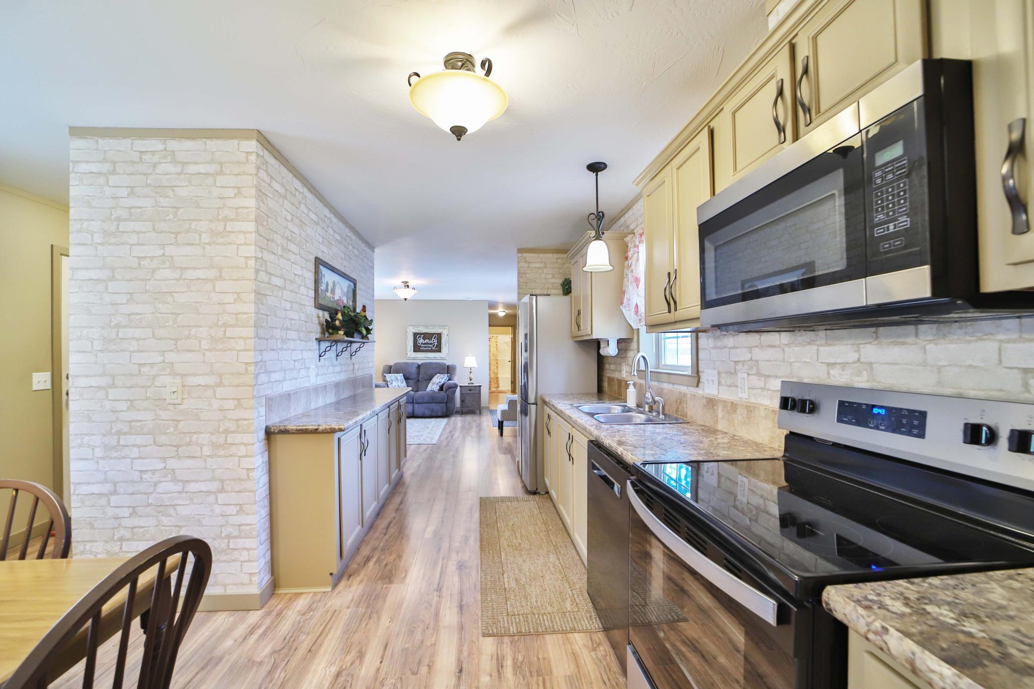 9188 Estate Circle