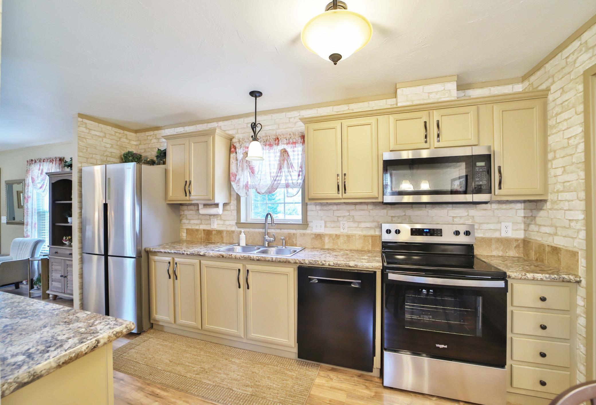 9188 Estate Circle