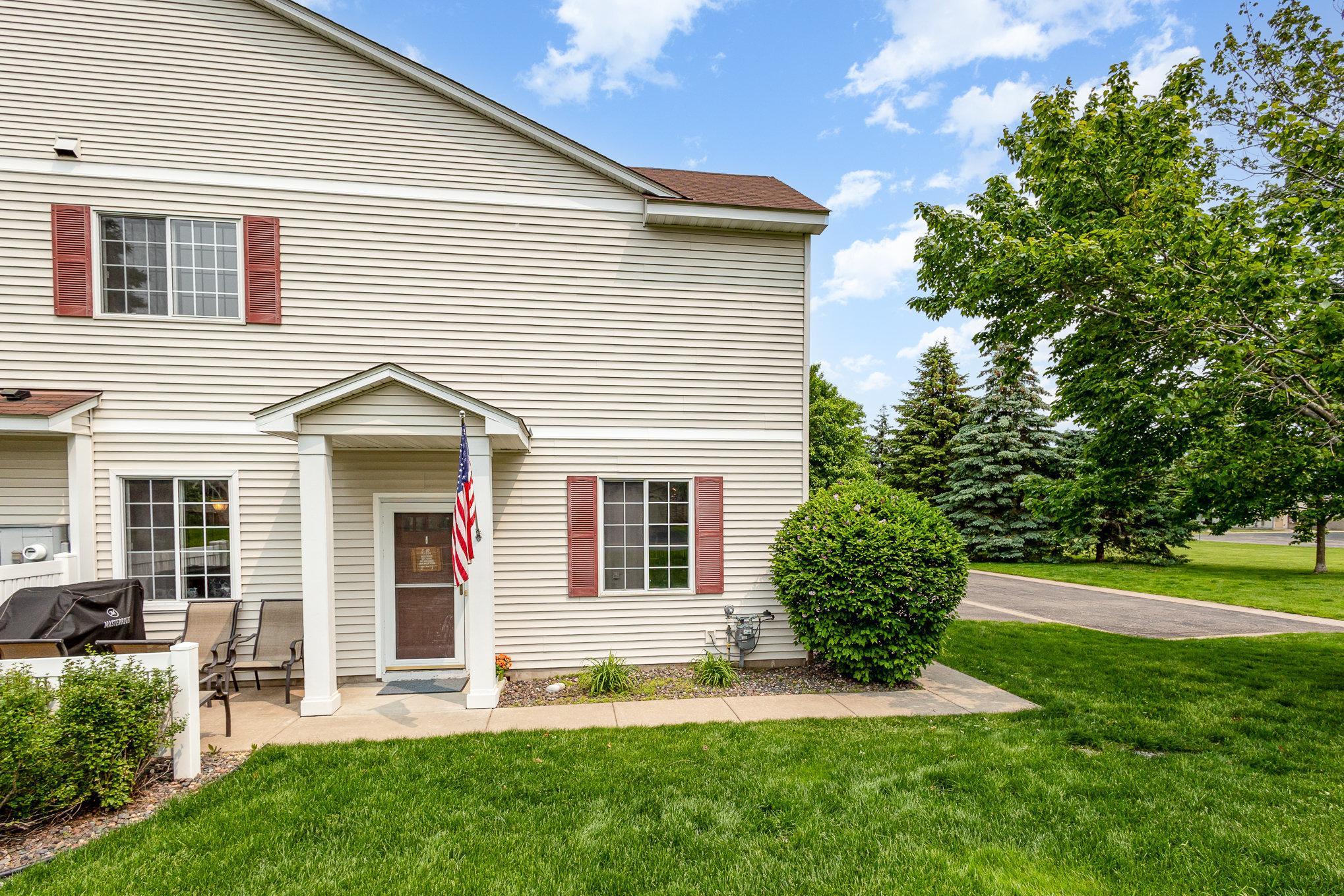 13049 Europa Trail Way N H