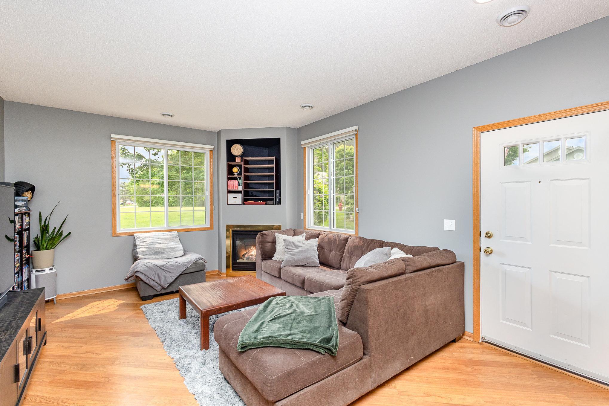 13049 Europa Trail Way N H