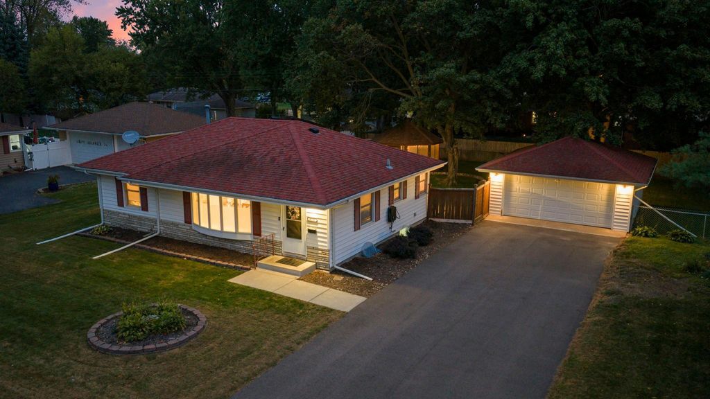 Photo of 6216 Winnetka Avenue N, Brooklyn Park, MN 55428 (MLS # 7008572)