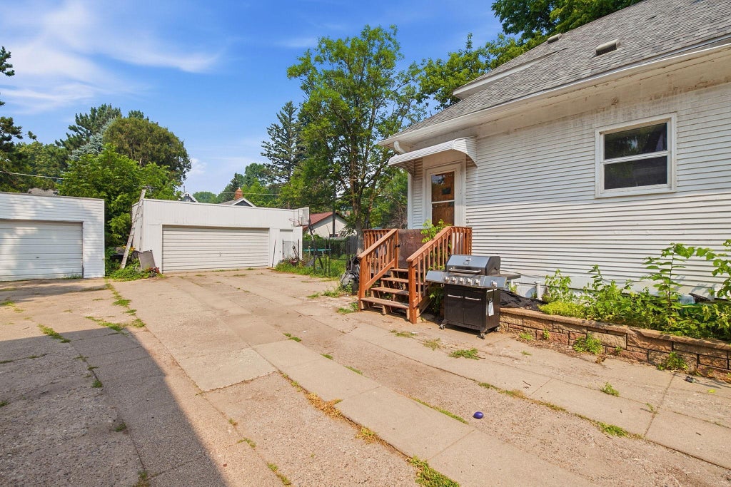 Photo of 711 N 7th Street, Brainerd, MN 56401 (MLS # 7082076)