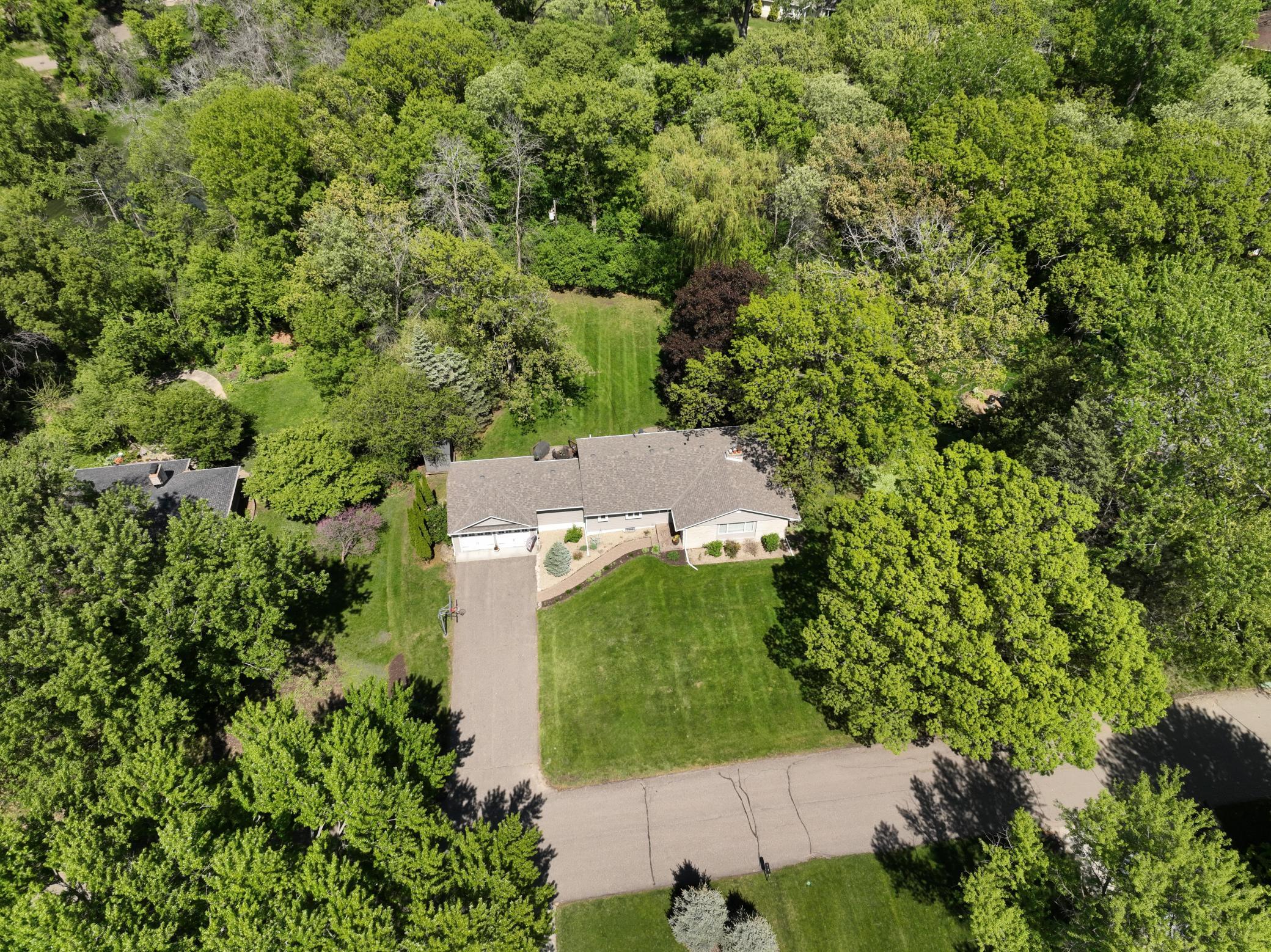4713 Fairhills Road W