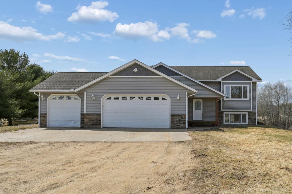 Photo of 891 170th Avenue, New Richmond, WI 54017 (MLS # 7035526)
