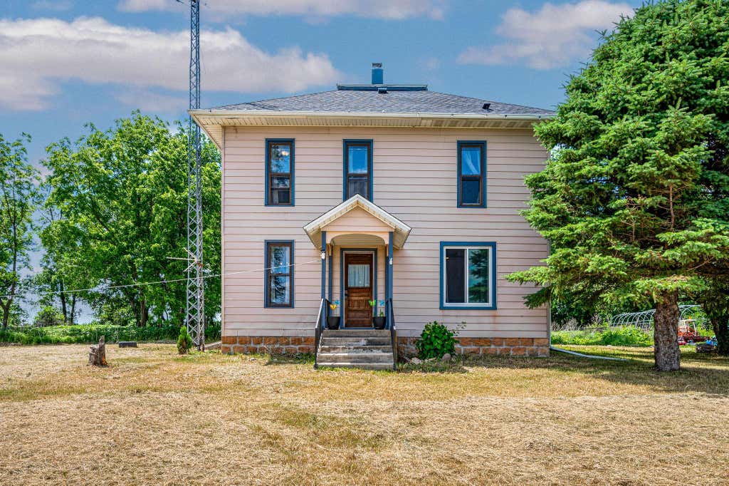 Photo of 14089 430th Avenue, Blue Earth, MN 56013 (MLS # 7091272)
