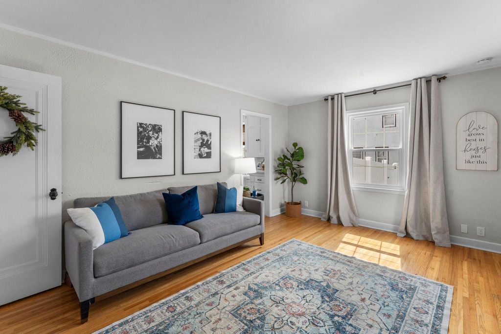 Photo of 646 16th Avenue N, South Saint Paul, MN 55075 (MLS # 7049427)