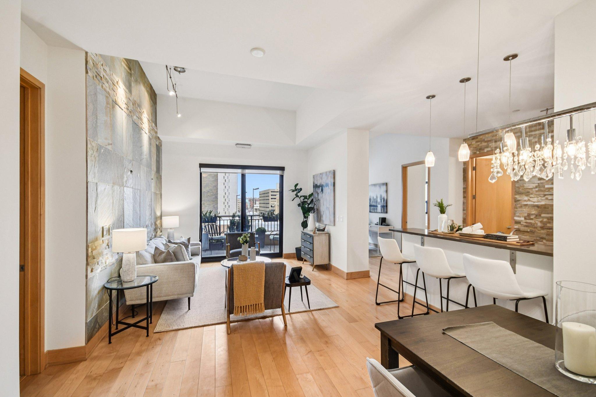 100 3rd Avenue S 406