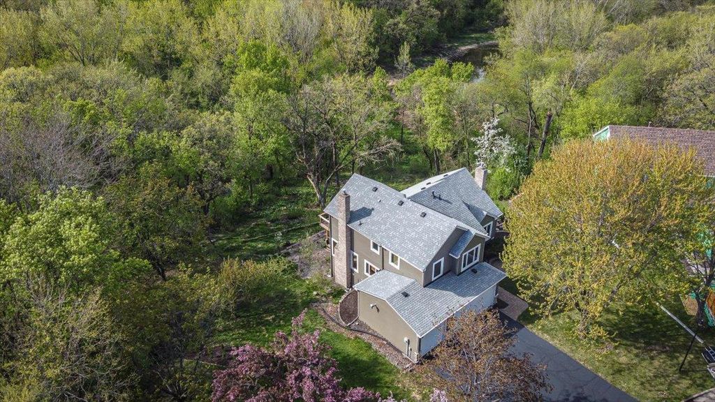 Photo of 4112 Havenhill Circle, Eagan, MN 55123 (MLS # 7066123)
