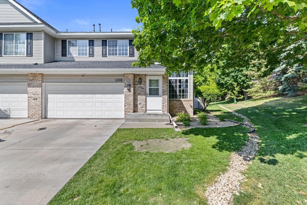 Photo of 12598 74th Avenue N, Maple Grove, MN 55369 (MLS # 7084826)