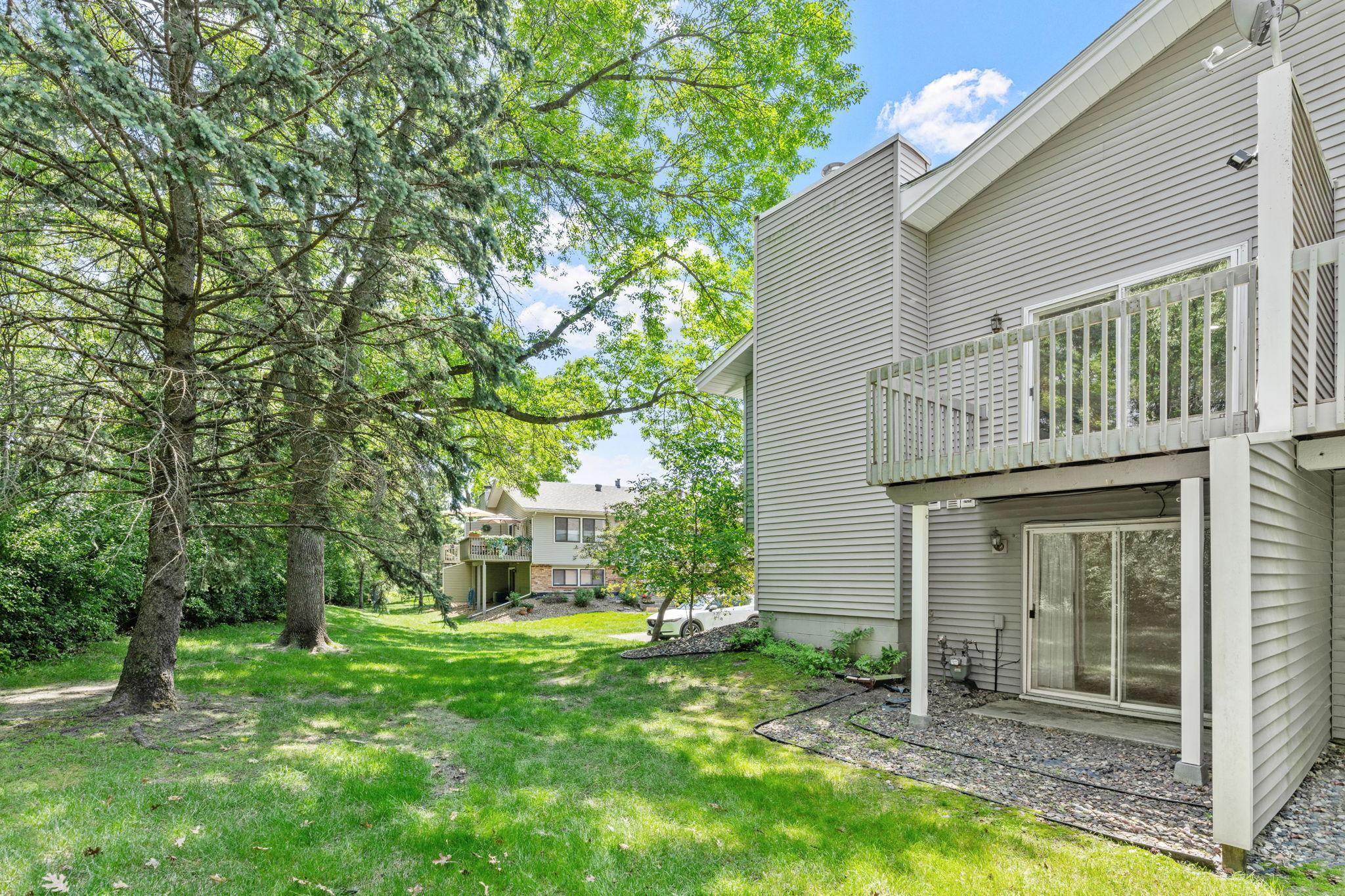 828 Sherwood Road
