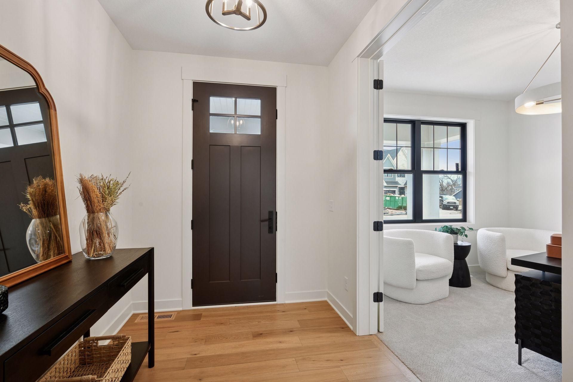 5440 Rolling Hills Parkway