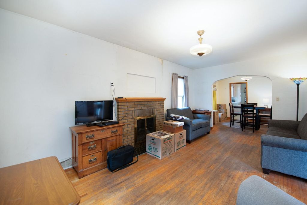 Photo of 320 N 4th Street, Mankato, MN 56001 (MLS # 7043613)