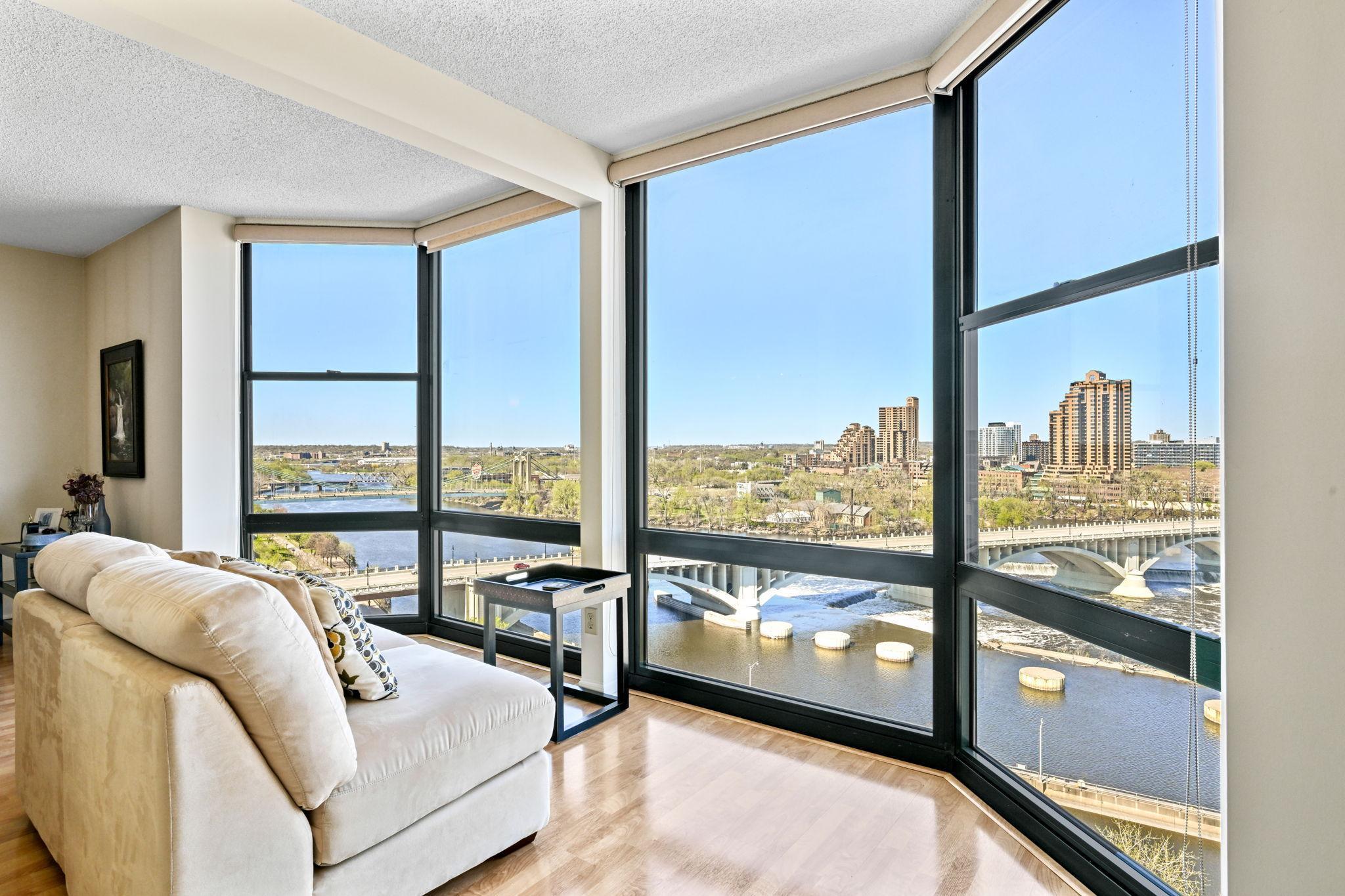 401 S 1st Street 1312