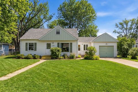 5808 Nevada Avenue N Crystal MN 55428