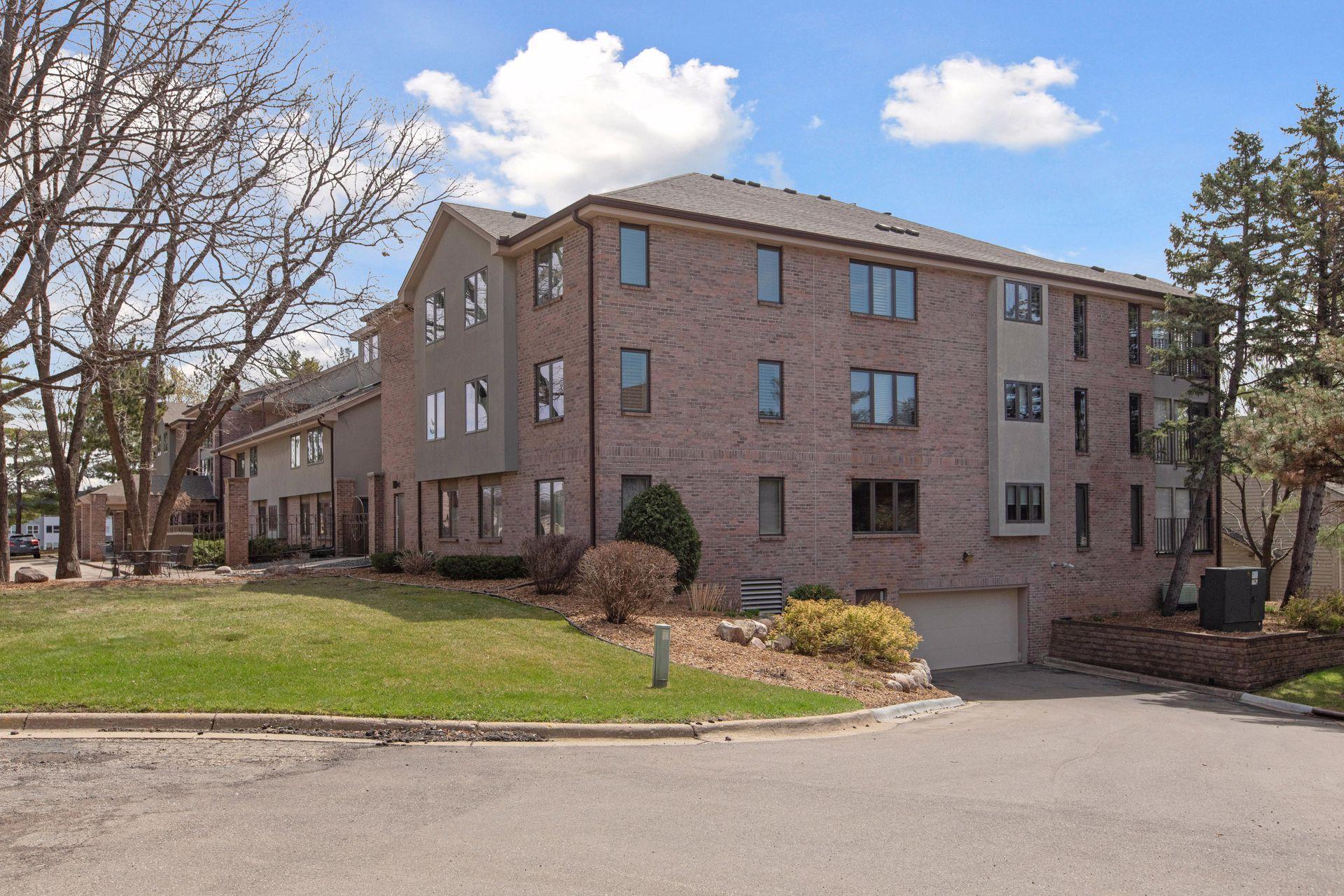5501 Village Drive 202